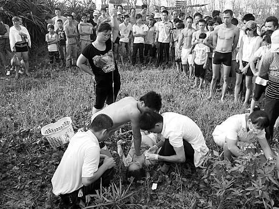 2r(sh)SSĳɂ(g)Ů婽^ɽ߅ӾŮ˾СŮϰһŮSĳ(jng)tԺȟo(w)ЧDt(w)ˆTںŮM(jn)Г һ z